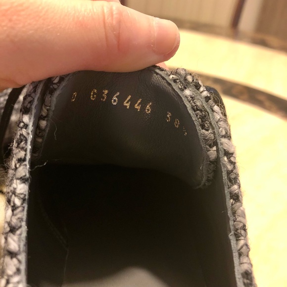 Brand New Auth Chanel Grey Tweed CC Logo Chain Around Lace Up Loafer Size 38.5 - Picture 8 of 11